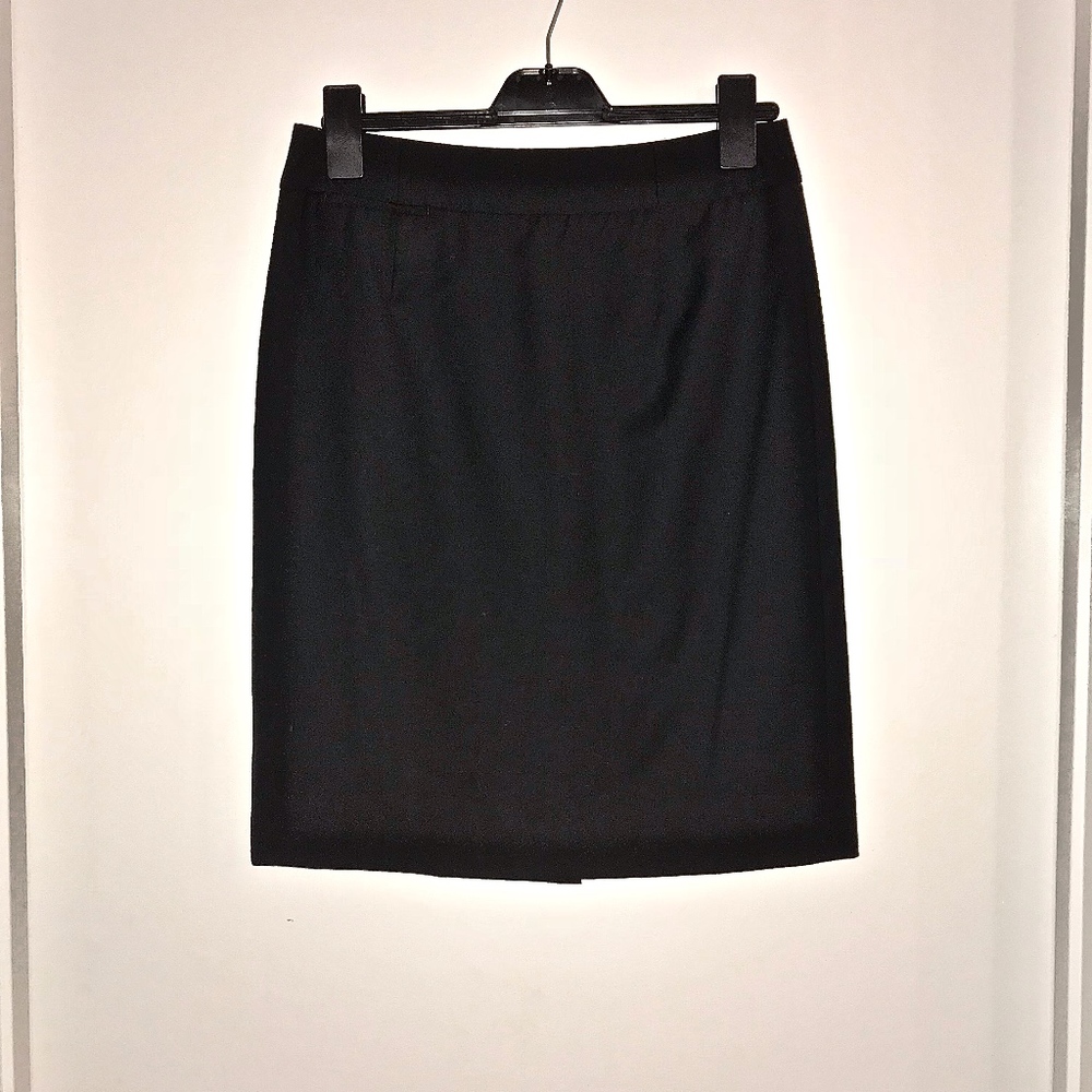 J. Crew Wool Pencil Skirt (Black, size 8)